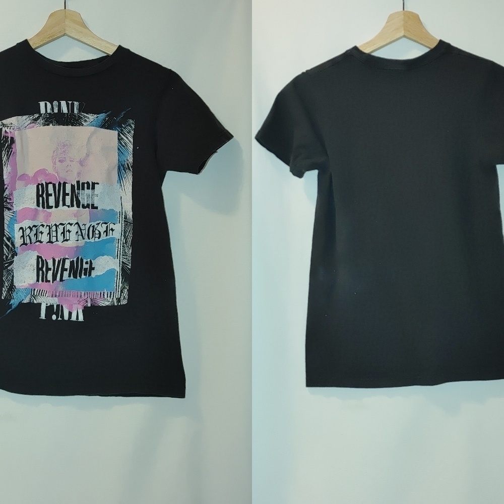 Pink Graphic Band Tee Beautiful Trauma‎ World Tour Revenge Small S Cotton
